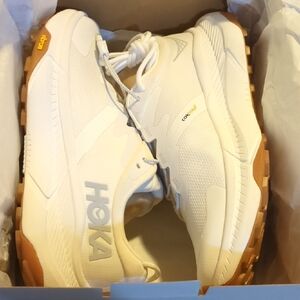 Hoka Transport Mens Size 8 White NIB